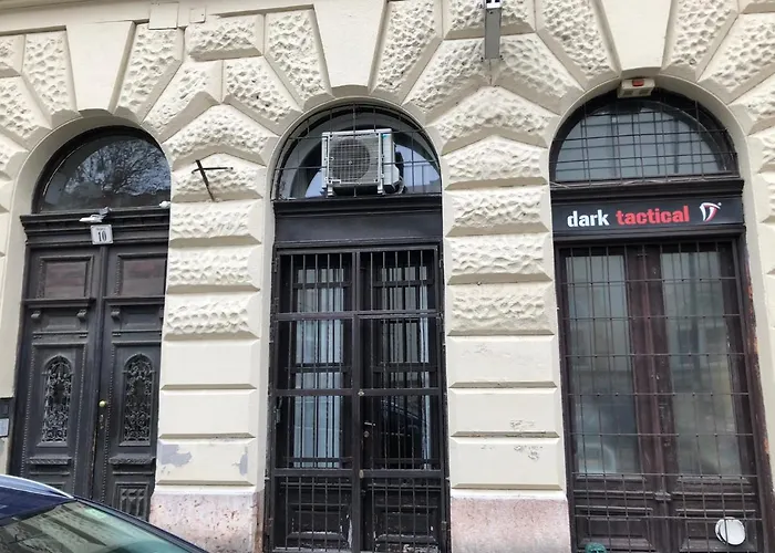 7dab Huszar Contactless Self Check-in * Будапешт